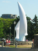 A symbol of friendship: sail statue